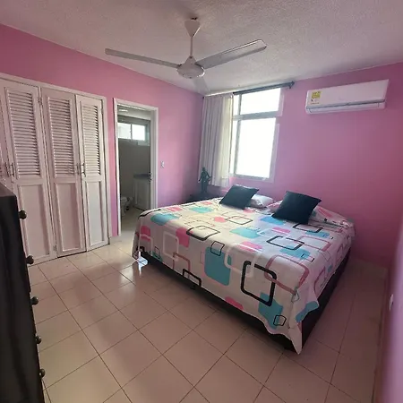 Amplios Con Salida Directa Al Mar En Laguito Apartment Cartagena